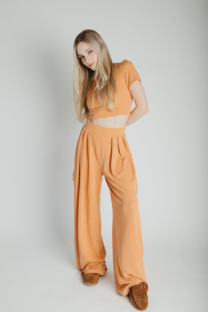 The Leanne Ribbed Lounge Set in Dusty Orange