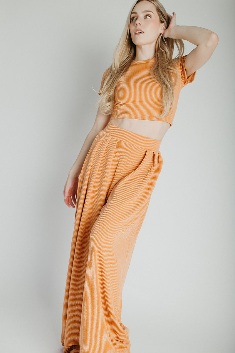 The Leanne Ribbed Lounge Set in Dusty Orange