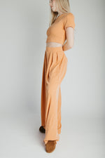 The Leanne Ribbed Lounge Set in Dusty Orange