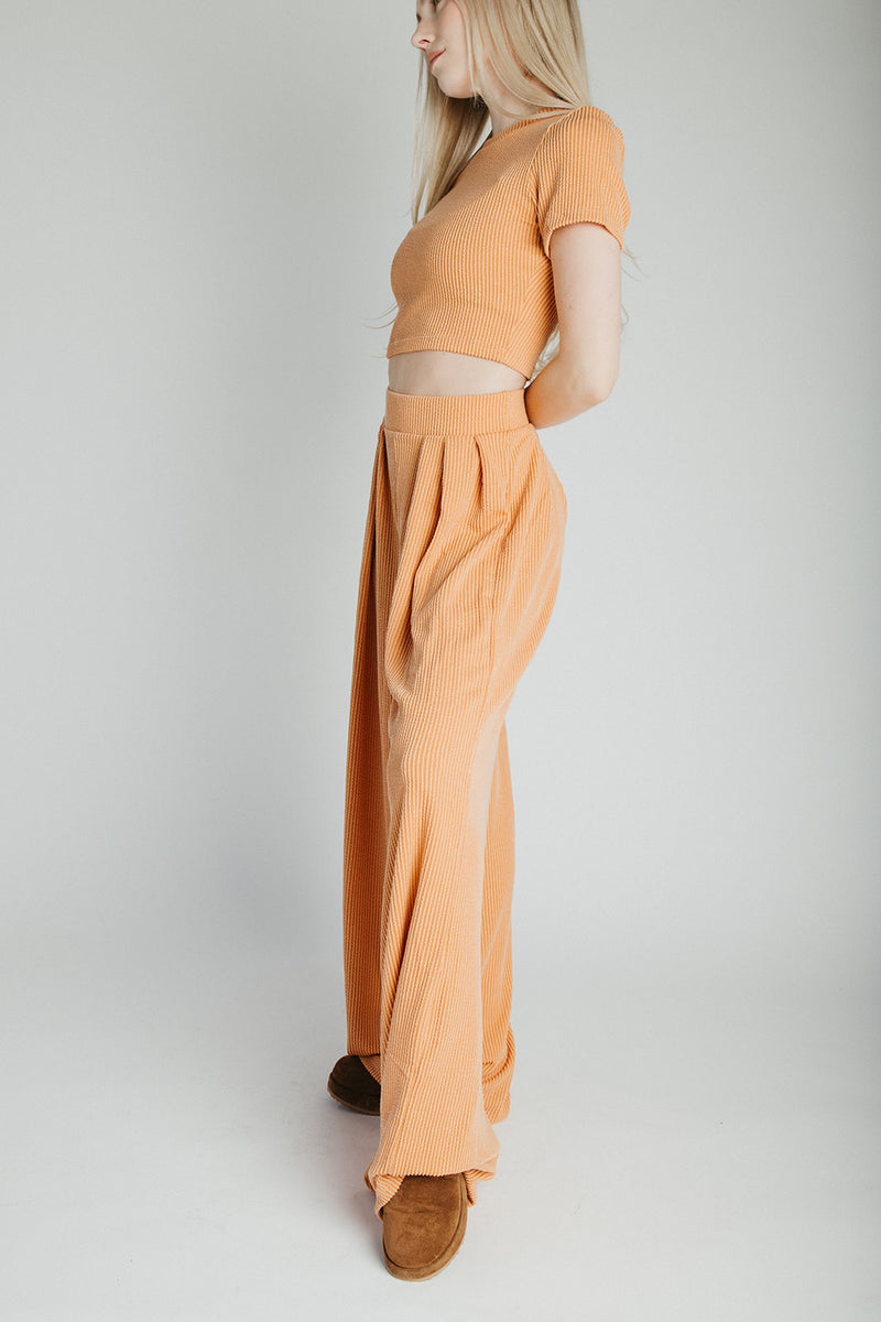 The Leanne Ribbed Lounge Set in Dusty Orange