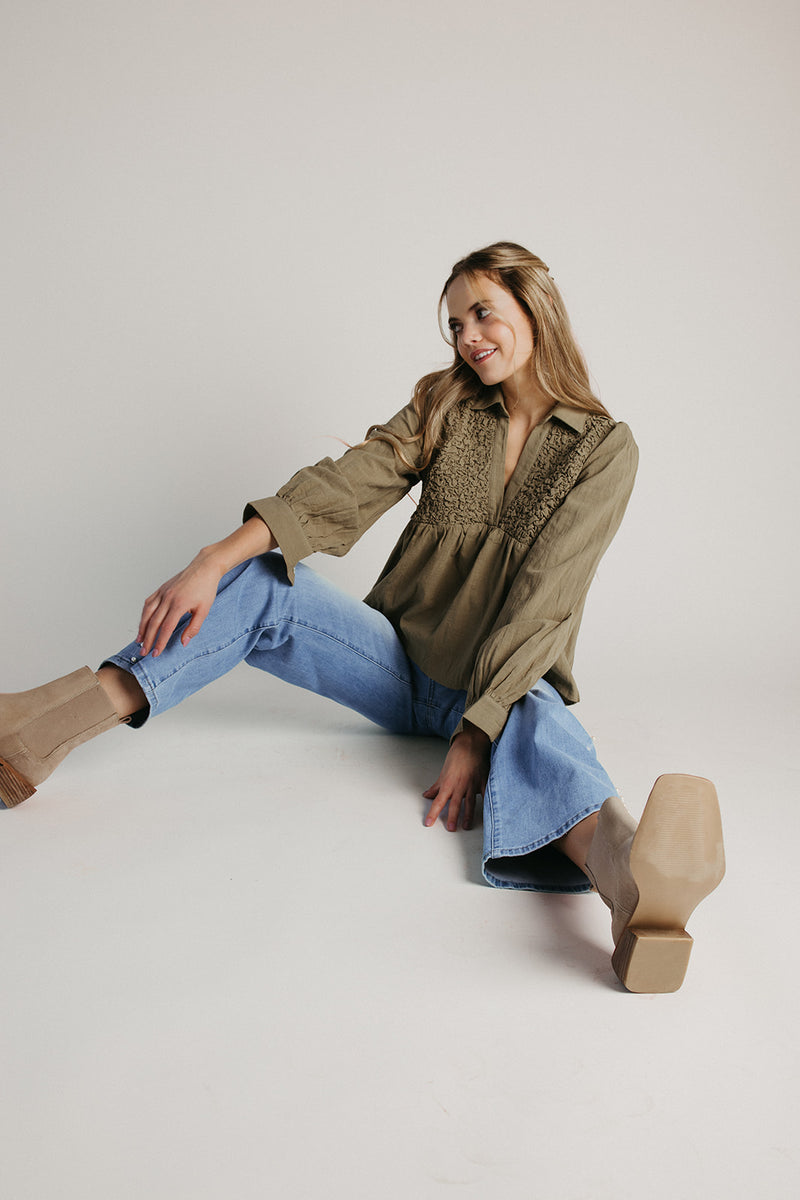 The Gasly Wide Leg Pearl Embellishment Jean in Ivy Indigo