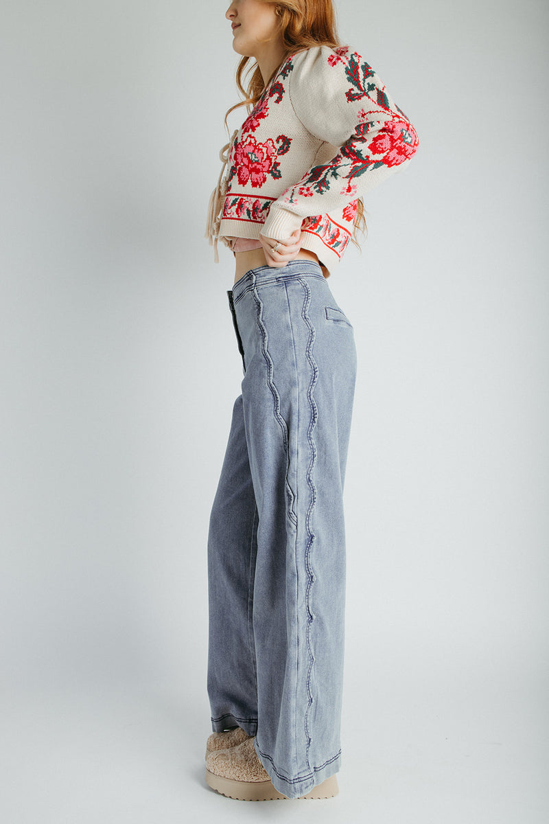 The Northampton Wide Leg Pant in Medium Wash