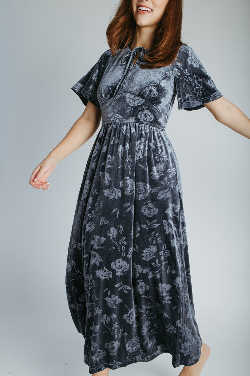 The Zeller Burnout Velvet Midi Dress in Dusty Blue