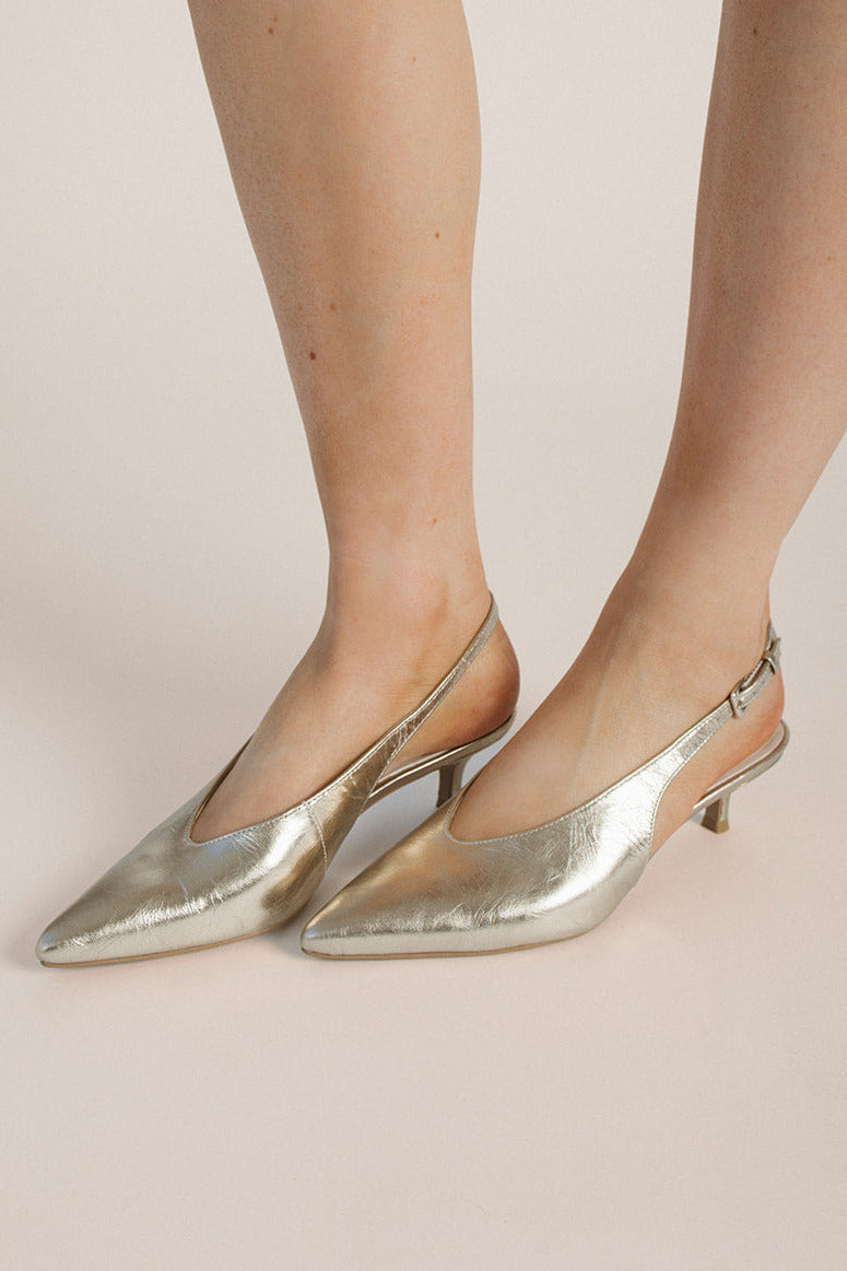 Dolce Vita: Alenna Heel in Light Gold Crinkle Patent Leather
