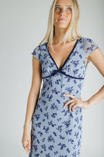 The Sasha Floral V-Neck Midi Dress in Blue