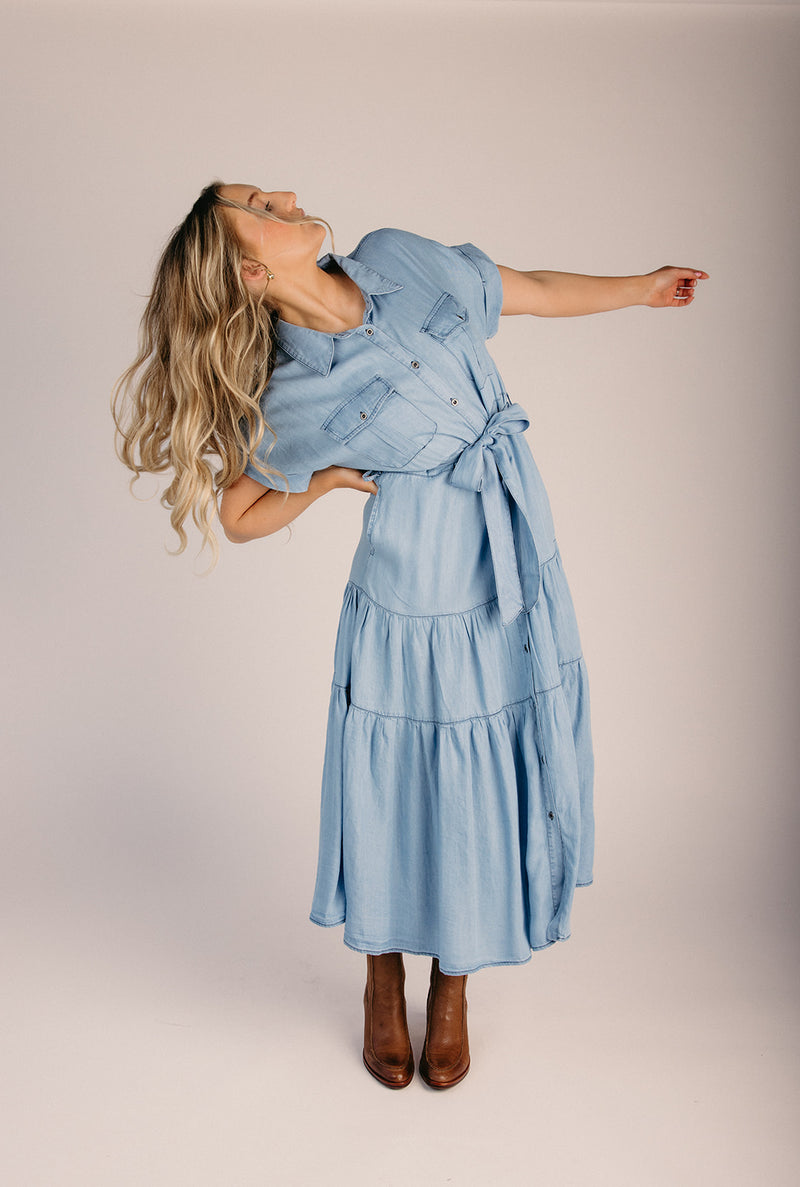 camille la vie dresses Tie Neck Halter Dress