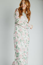 The Lizzy Bell Sleeve Maxi Dress in Light Pink Floral