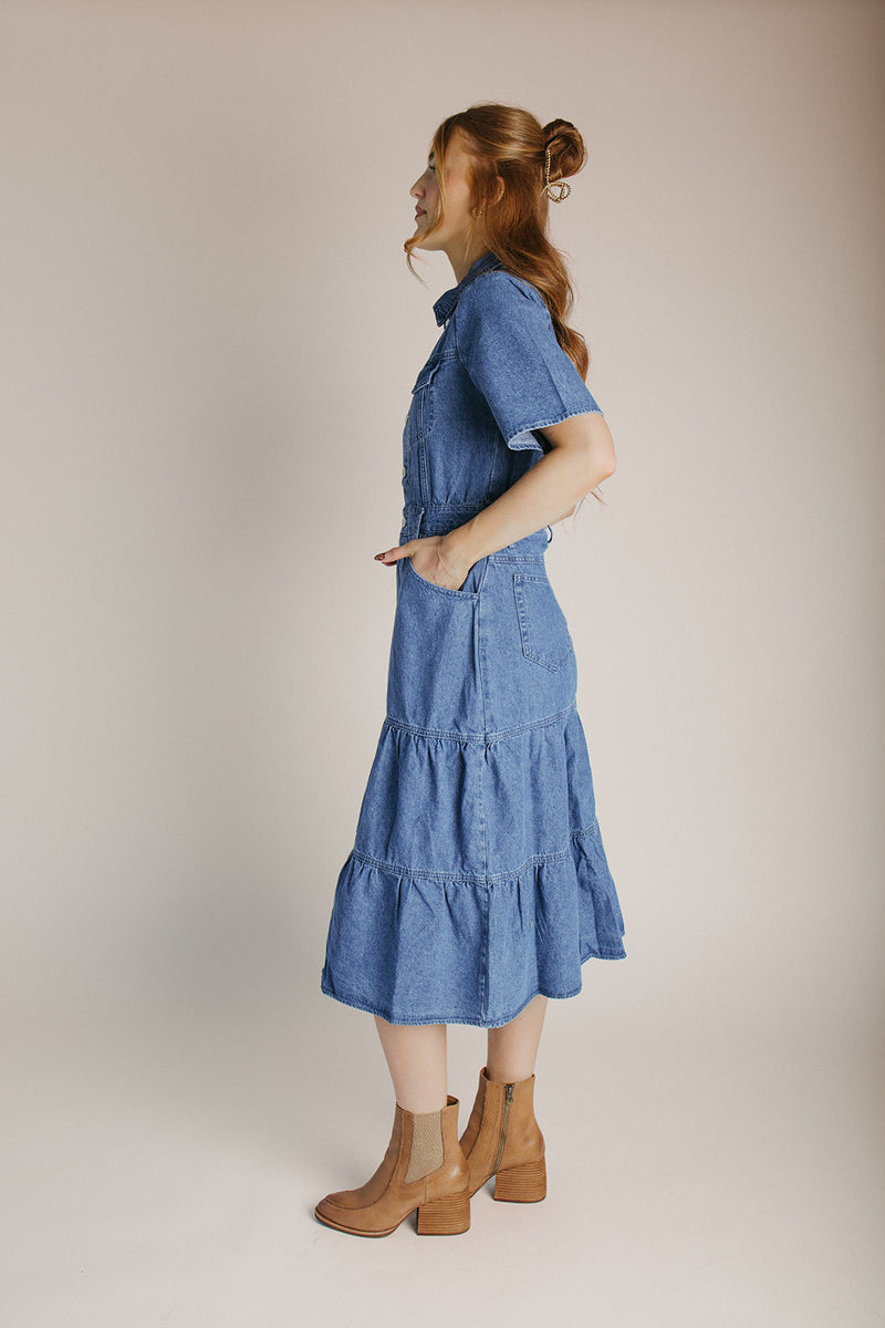The Devoto Tiered Midi Dress in Washed Denim