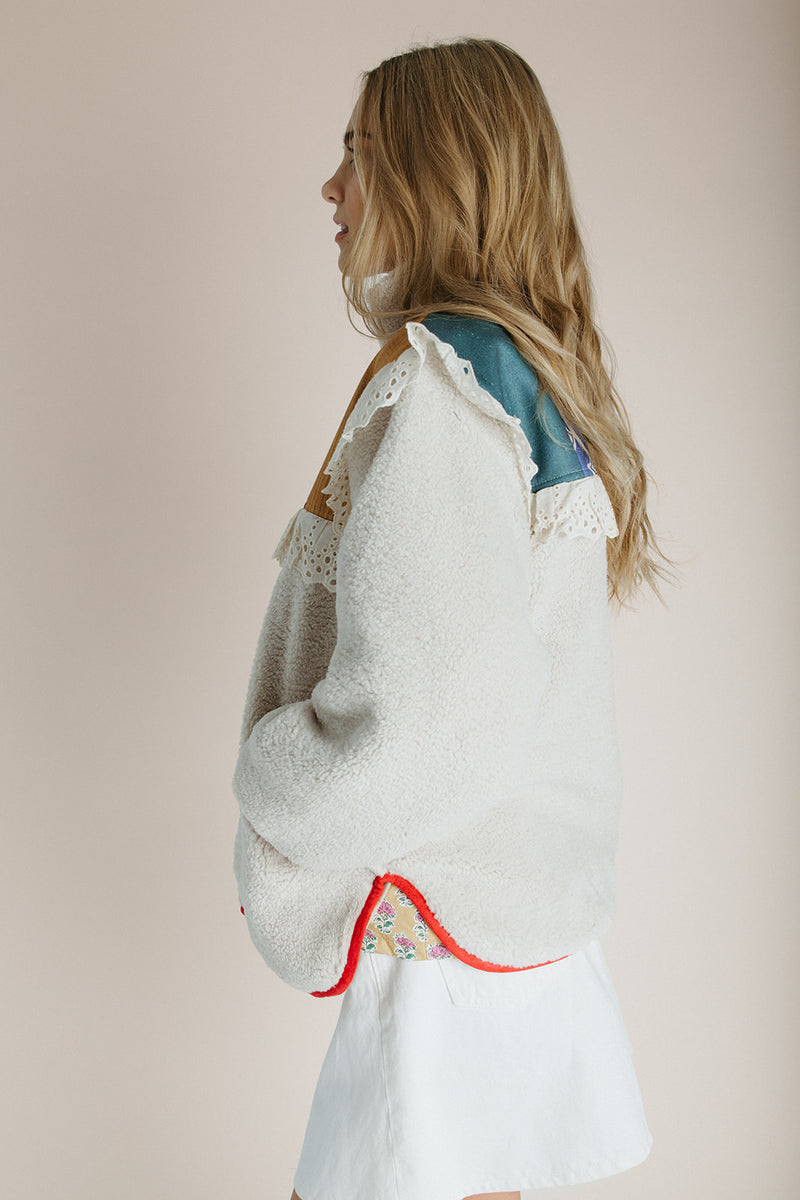 The Dennen Contrast Teddy Jacket in Autumn Cream