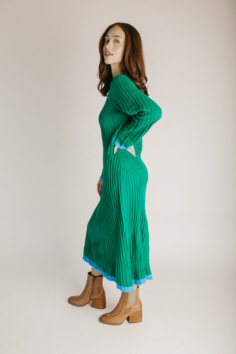 kelly green pleated dress Lady Black Tie - Panama Maxi Dress - Kelly Green - Pleated Dress With Side Cut Out