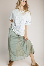The Mila Flower Graphic Tee in Ivory + Navy