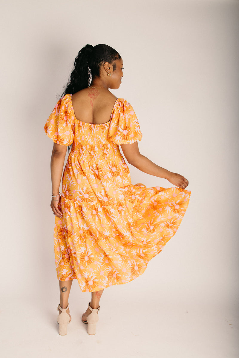The Skoro Puff Sleeve Midi Dress in Pink Floral – Piper & Scoot
