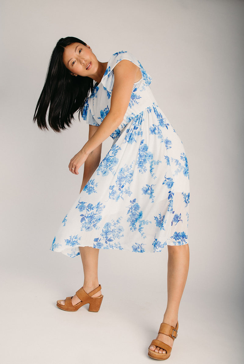 blue flutter sleeve midi dress The Denning Flutter Sleeve Midi Dress in Blue Floral – Piper & Scoot