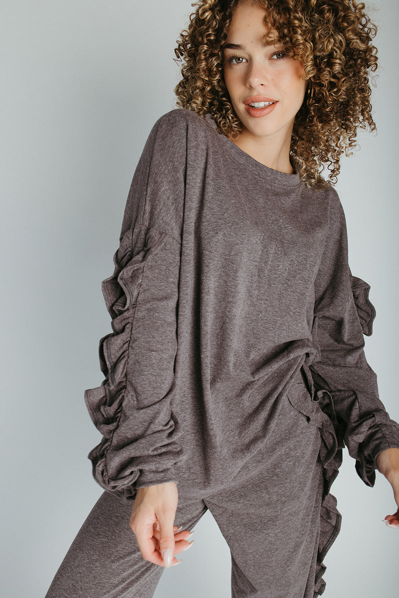 The Barger Ruffle Lounge Set in Deep Grey