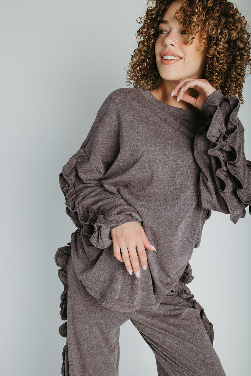 The Barger Ruffle Lounge Set in Deep Grey