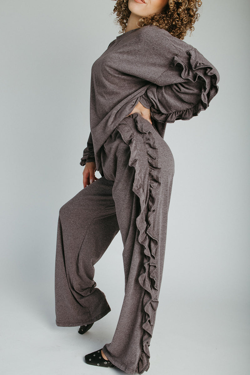 The Barger Ruffle Lounge Set in Deep Grey