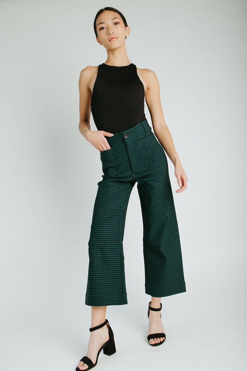The Lissa Straight Leg Gingham Pant in Hunter Green