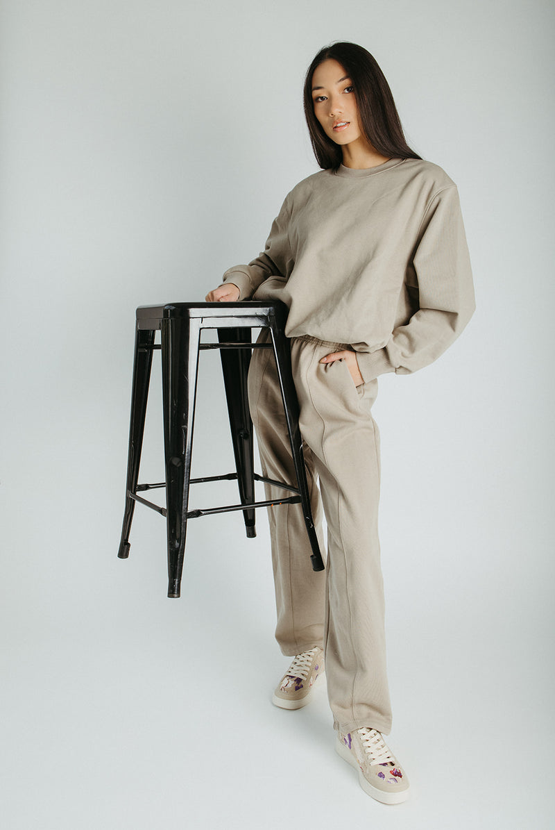 The Kurt Barrel Lounge Pant in Taupe