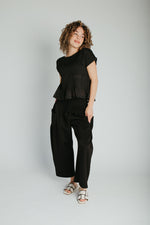 The Ruttinger Smocked Detail Set in Black