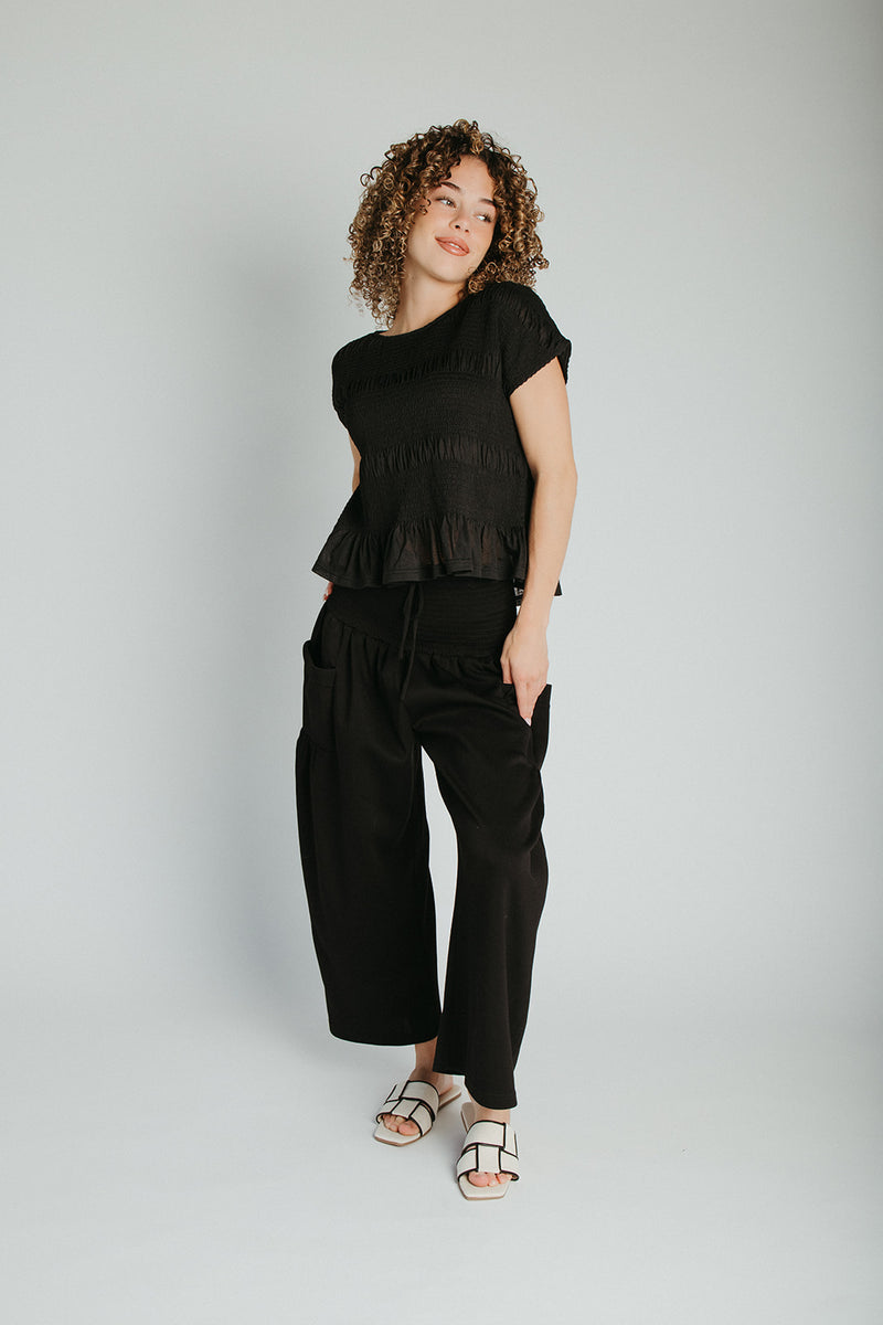 The Ruttinger Smocked Detail Set in Black