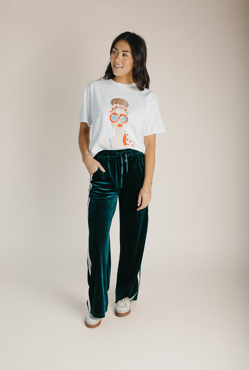 The O'Brien Wide Leg Velvet Pant in Hunter Green