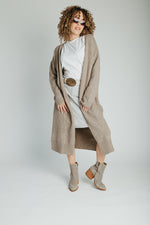 The Lammers Cardigan in Mocha