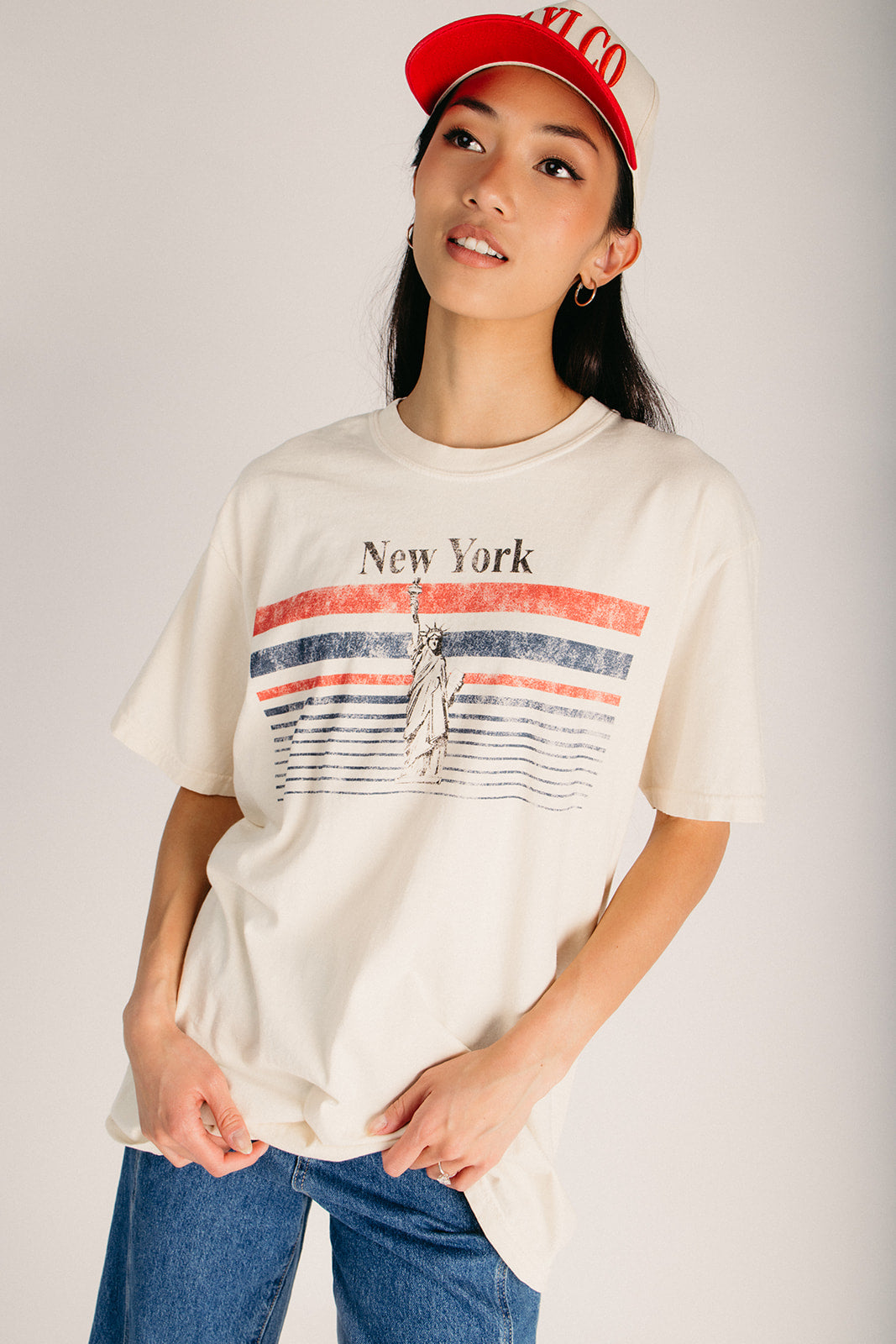 The Vintage New York Oversized Tee in Ivory – Piper & Scoot
