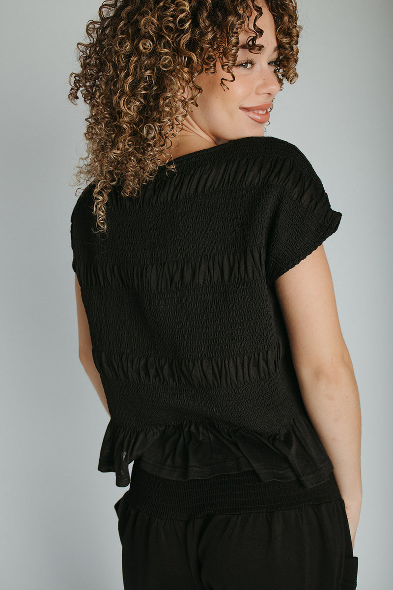 The Ruttinger Smocked Detail Set in Black