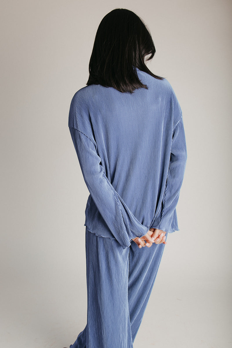 The Travers Pleated Everyday Set in Denim