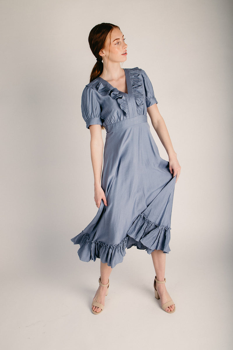 The Amanda Tiered Midi Dress in Blue – Piper & Scoot
