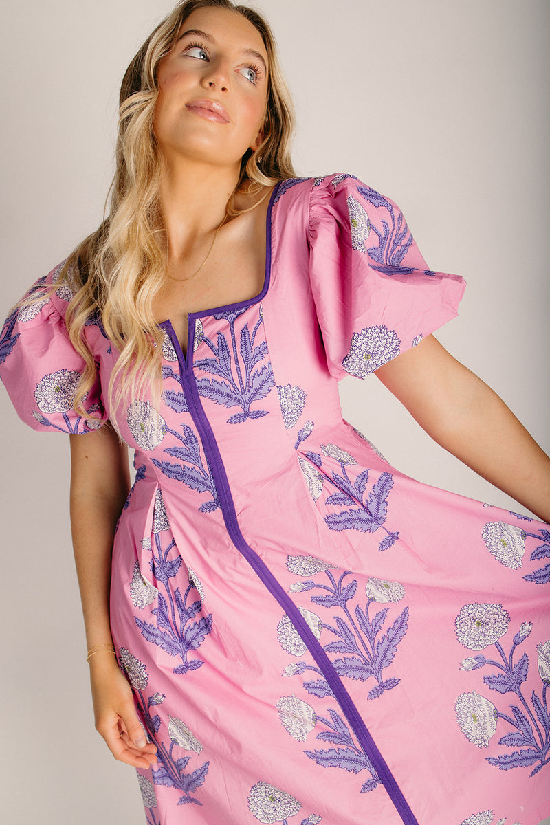 The Hollin Pleated Detail Midi Dress in Pink Small