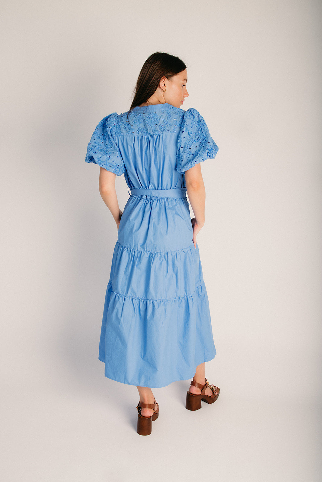 The Stelly Puff Sleeve Midi Dress in Periwinkle Blue Large