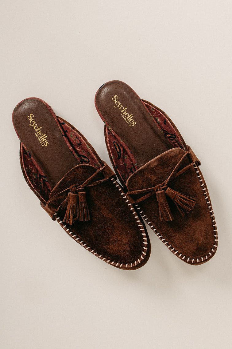 Seychelles: Backlot Clog in Taupe Suede – Piper & Scoot
