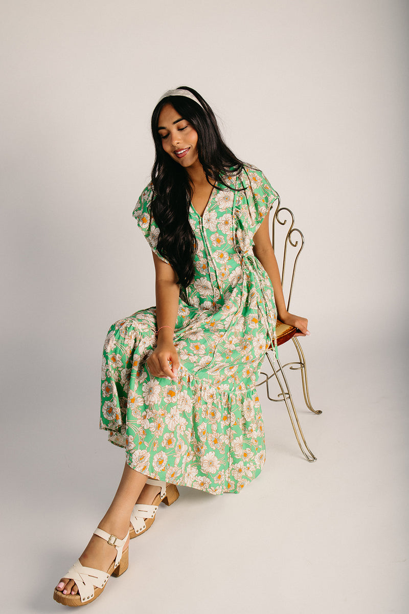 The Belmarez Floral V-Neck Midi Dress in Green Mix – Piper & Scoot