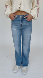 The Anderton Wide Leg Jean in Medium Blue