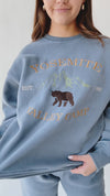 The Yosemite Graphic Pullover in Vintage Blue