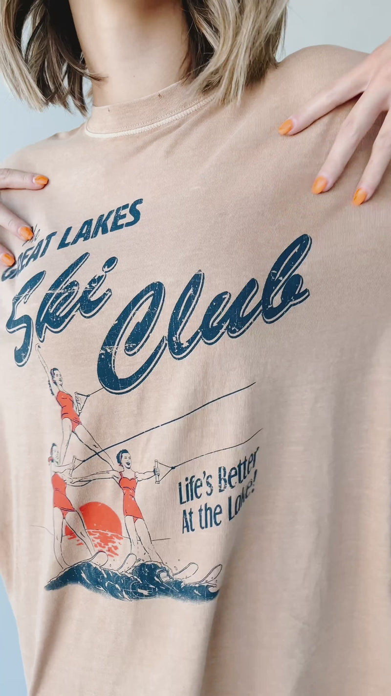 The Great Lakes Ski Club Tee in Clay