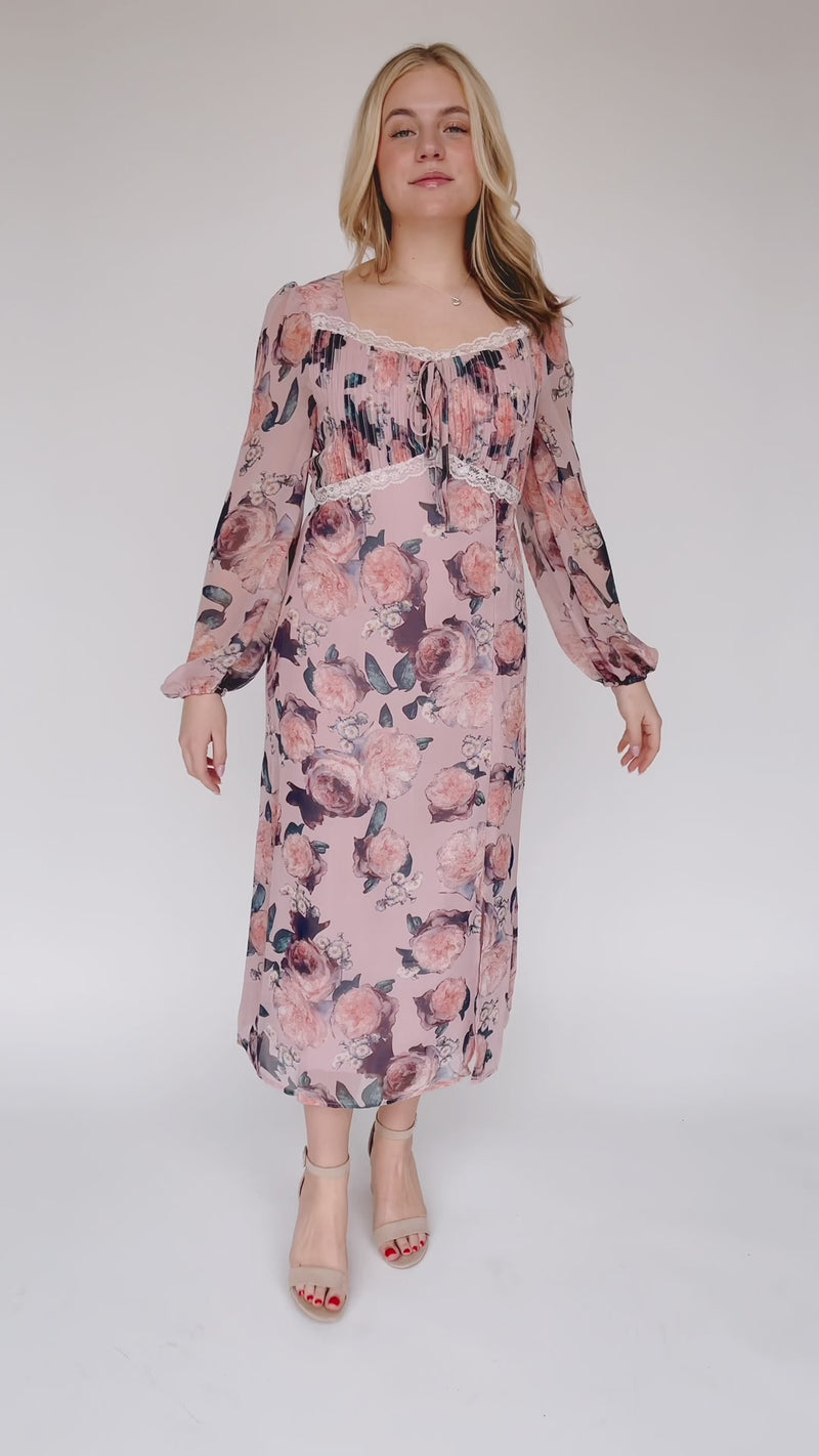 The Vienna Floral Patterned Dress in Rose