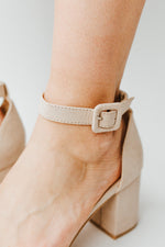 Chinese Laundry: Jody Block Suede Heel in Sand