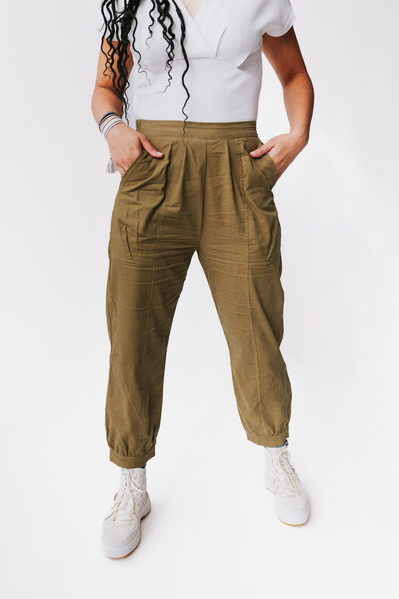 The Gallagher Corduroy Jogger in Thyme