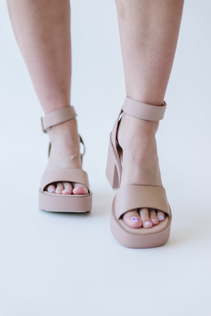 Iconoclast Platform Heel in Tan
