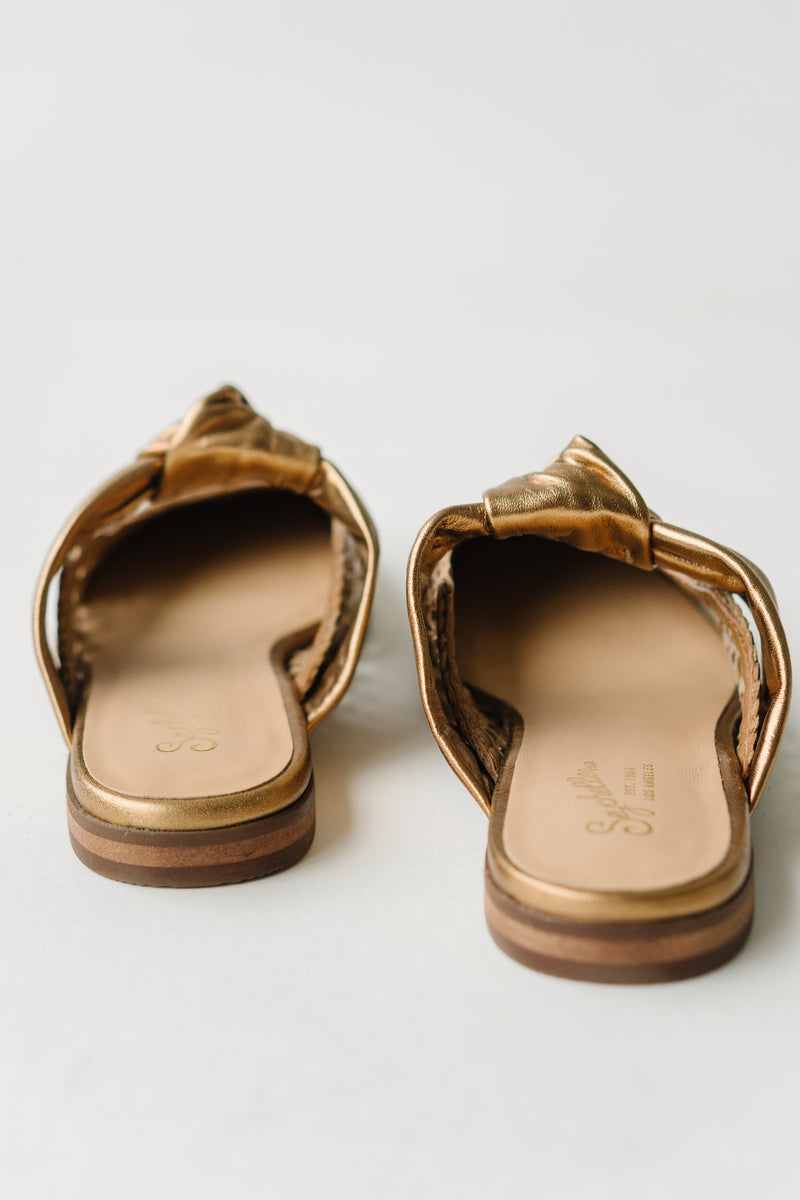 Seychelles: Art Deco Mule in Bronze