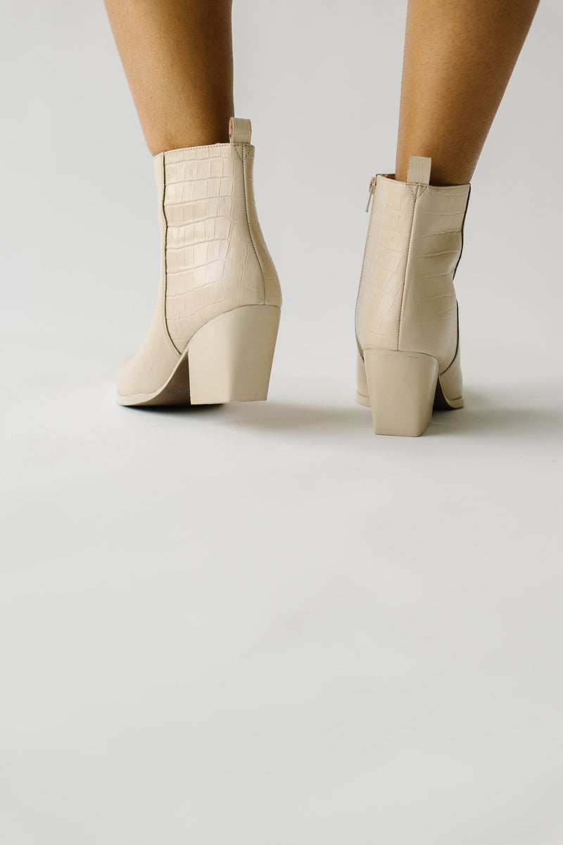 Seychelles: Aboard Bootie in Cream Crocodile