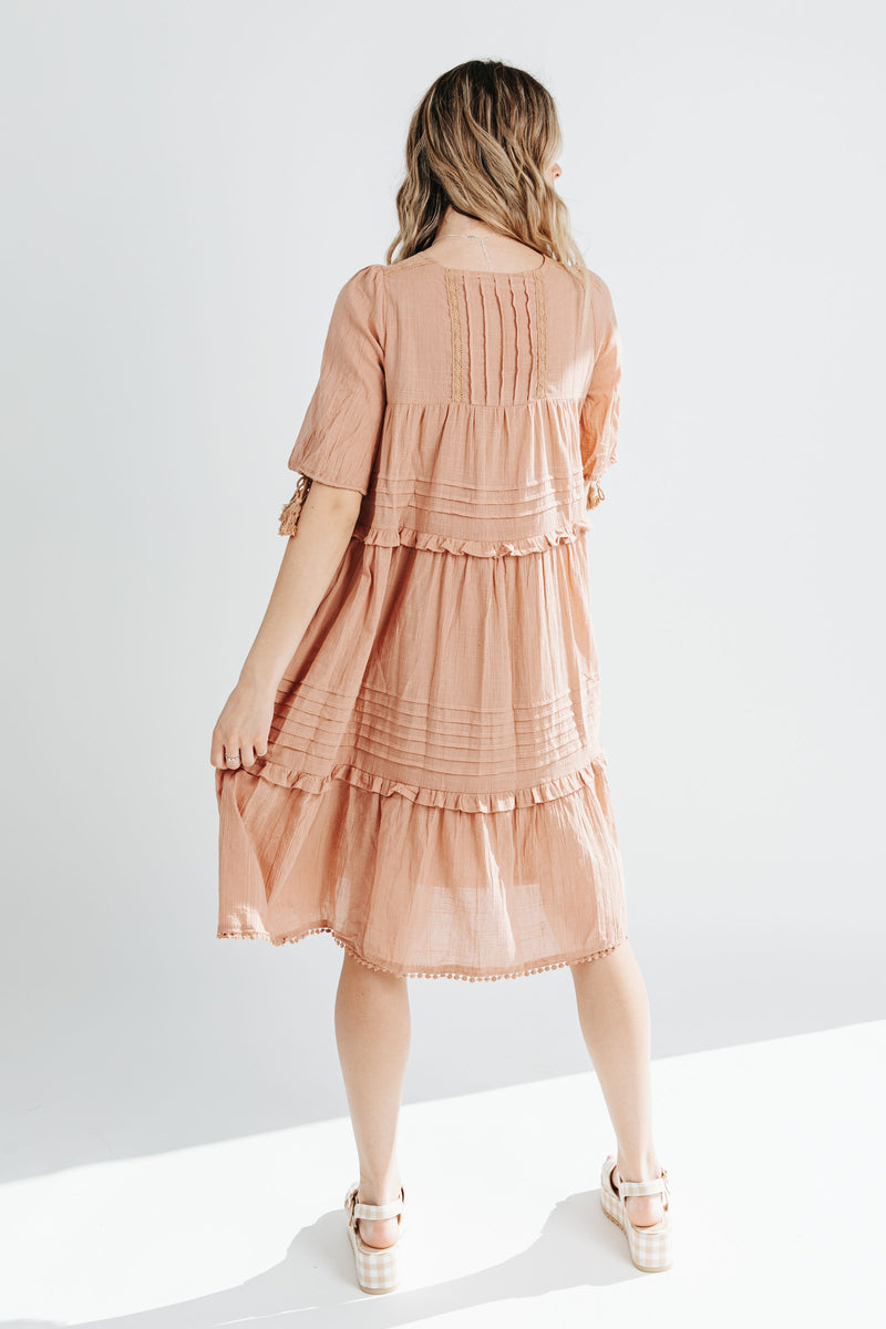 The Delilah Tiered Detail Midi Dress in Terracotta